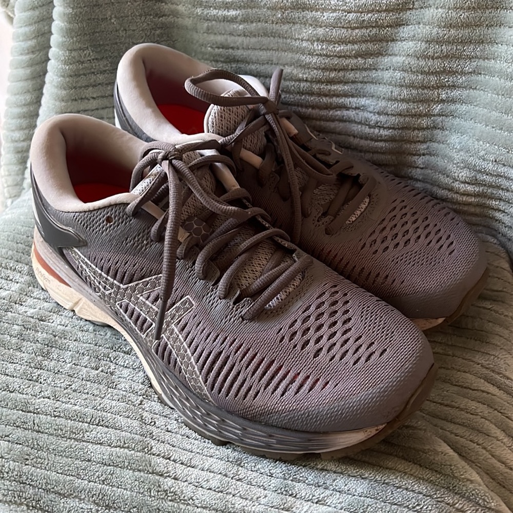 ASICS Gel Kayano 25 Grey